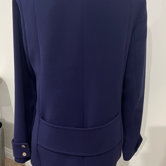 Ladies jacket. - Picture 6 of 7